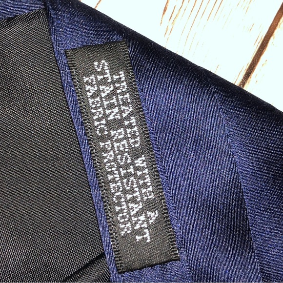 Geoffrey Beene, bundle of four, 100% silk men’s neckties - Picture 10 of 11